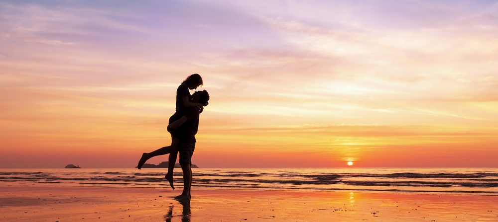 Read more about the article How to Know if he Loves You